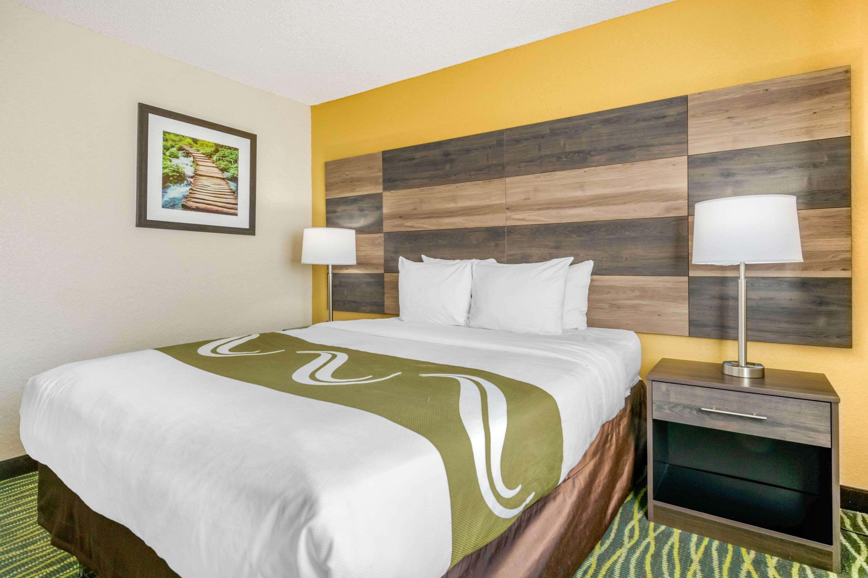 Quality Inn & Suites Leesburg Chain Of Lakes Extérieur photo