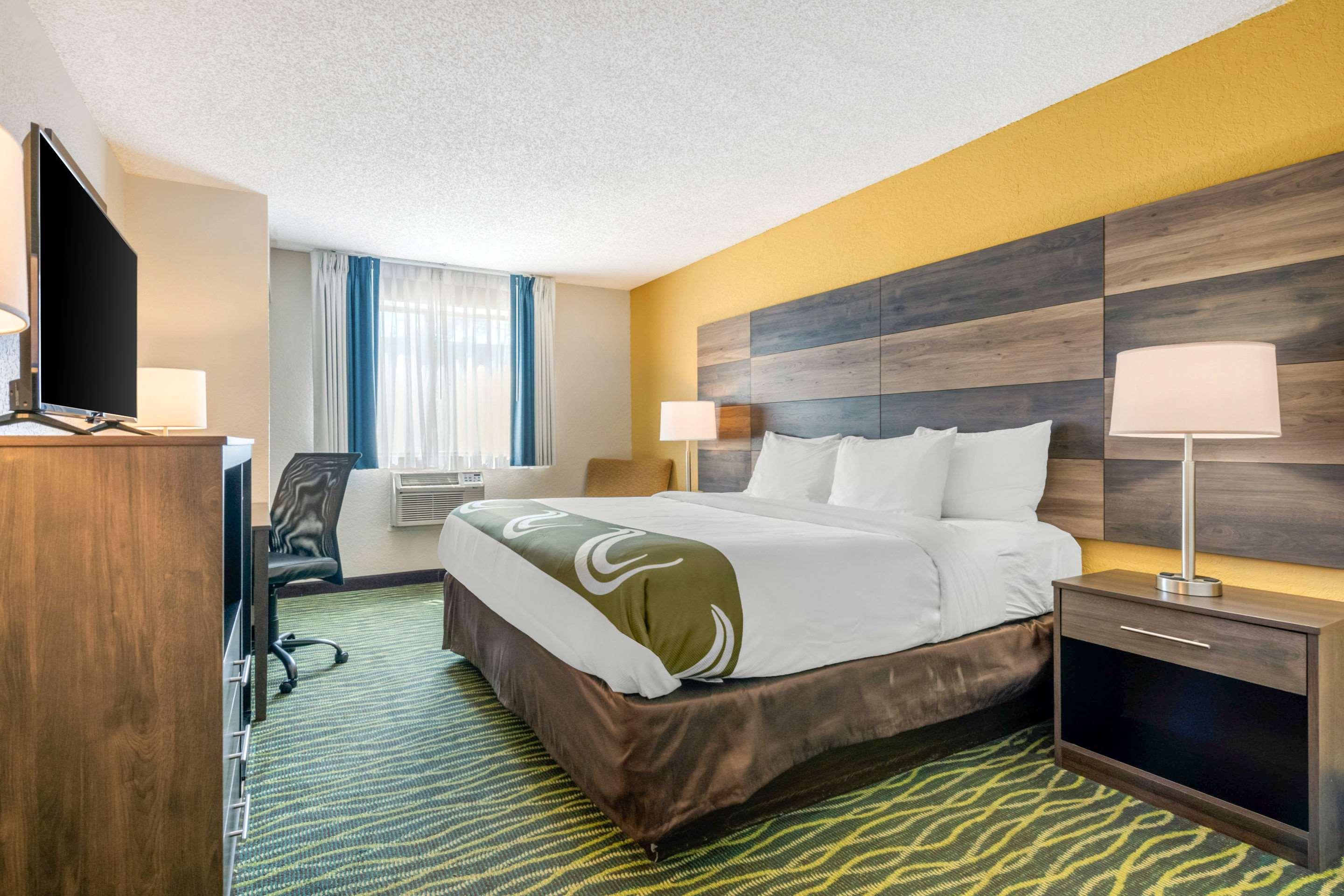 Quality Inn & Suites Leesburg Chain Of Lakes Extérieur photo