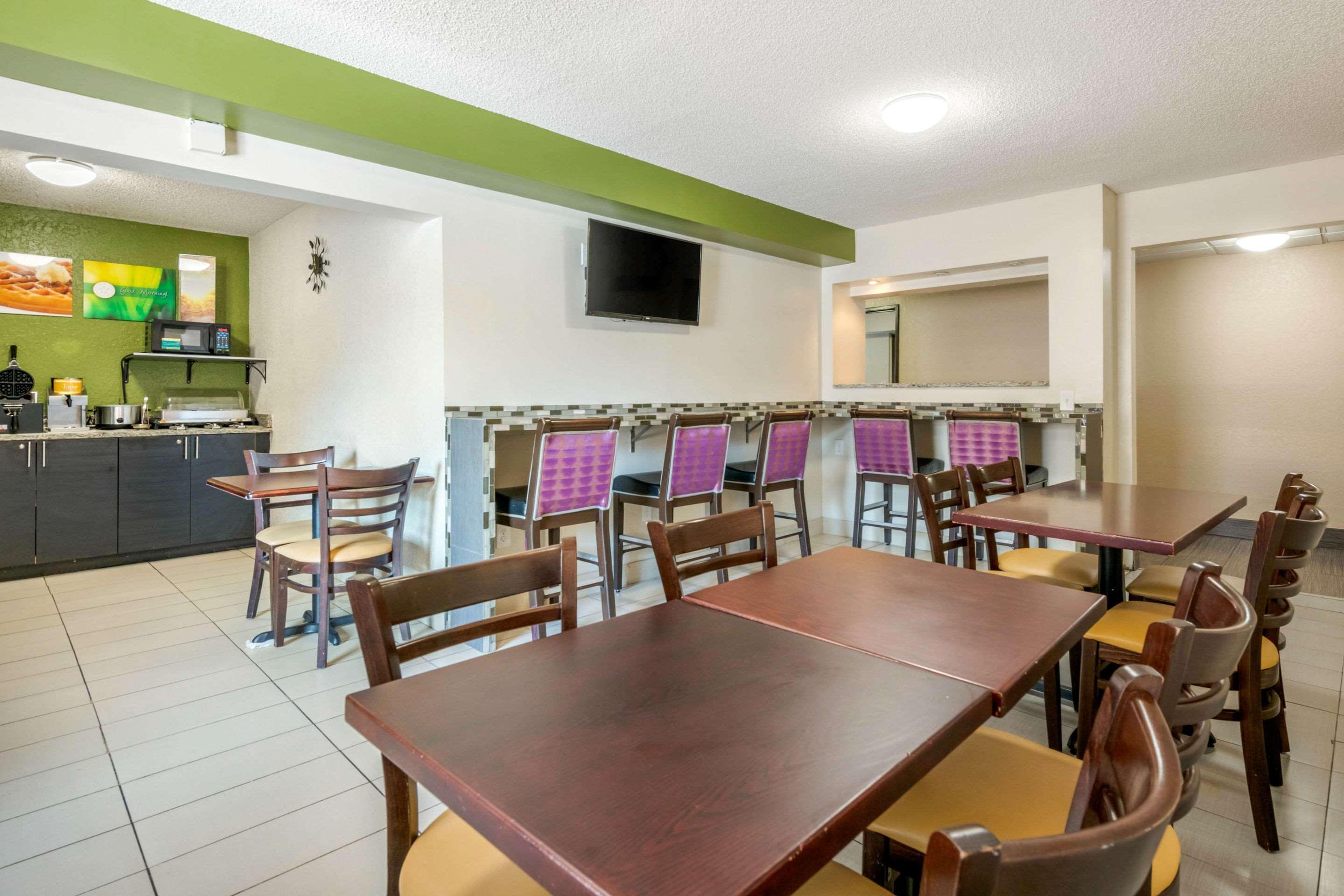 Quality Inn & Suites Leesburg Chain Of Lakes Extérieur photo