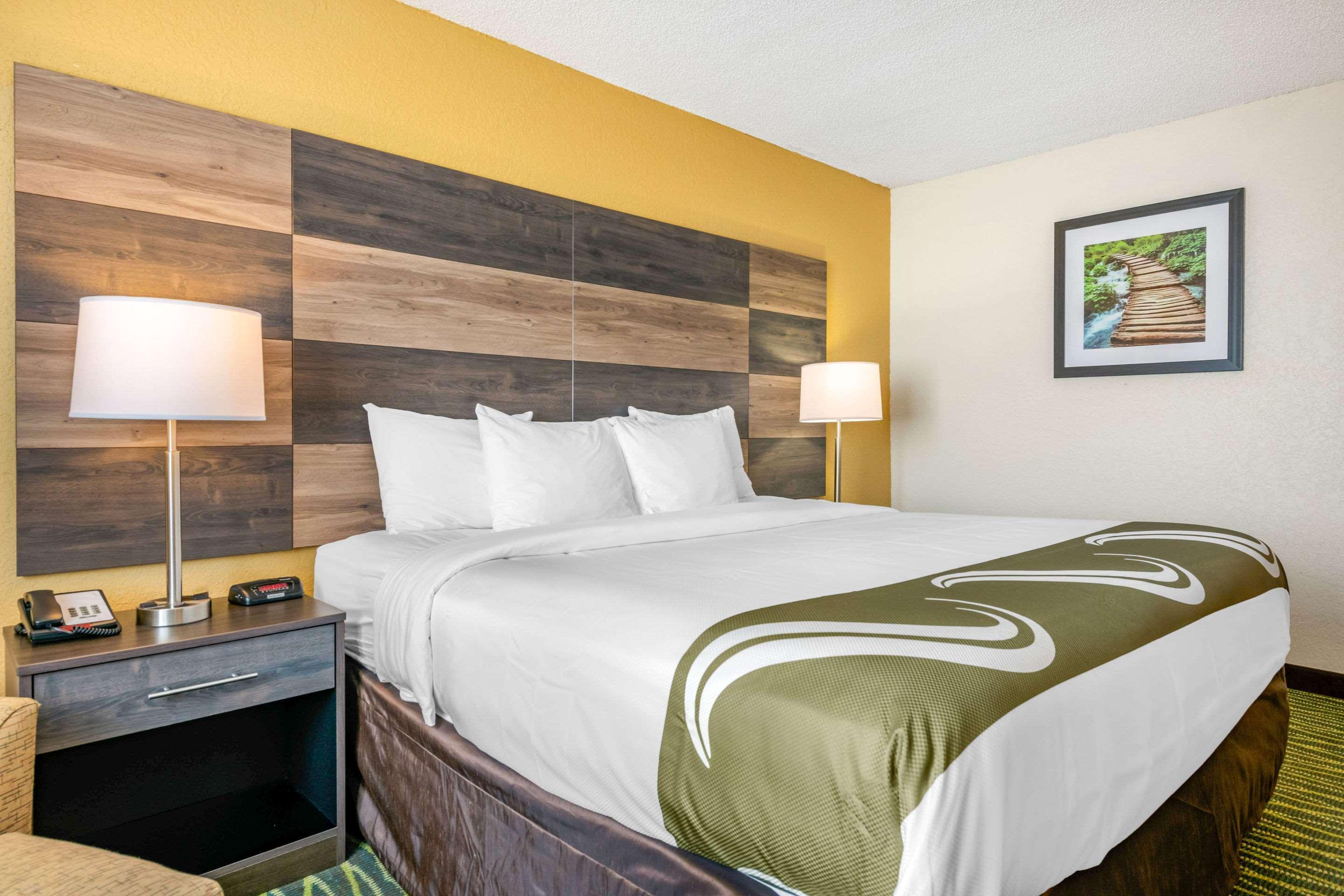 Quality Inn & Suites Leesburg Chain Of Lakes Extérieur photo