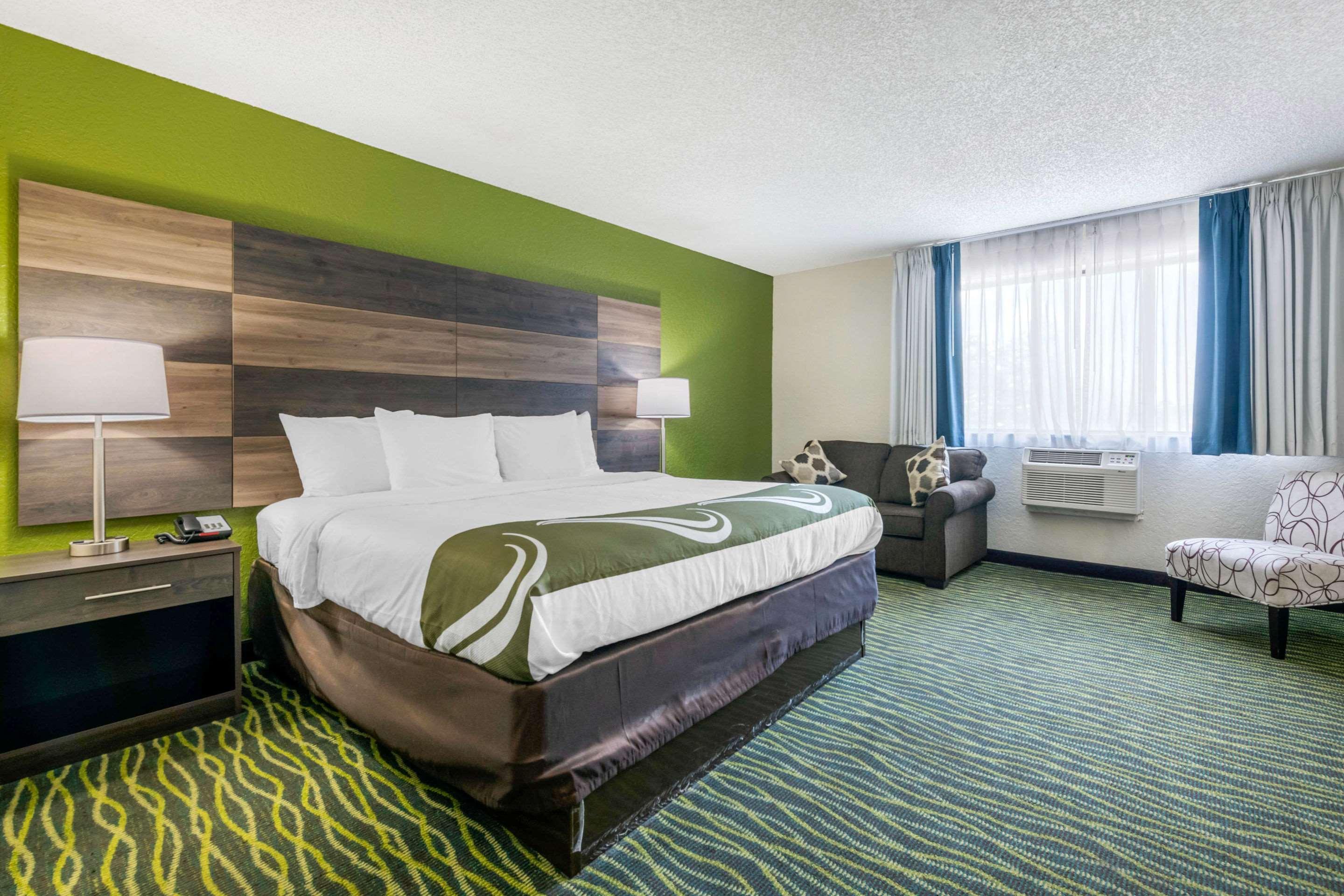 Quality Inn & Suites Leesburg Chain Of Lakes Extérieur photo
