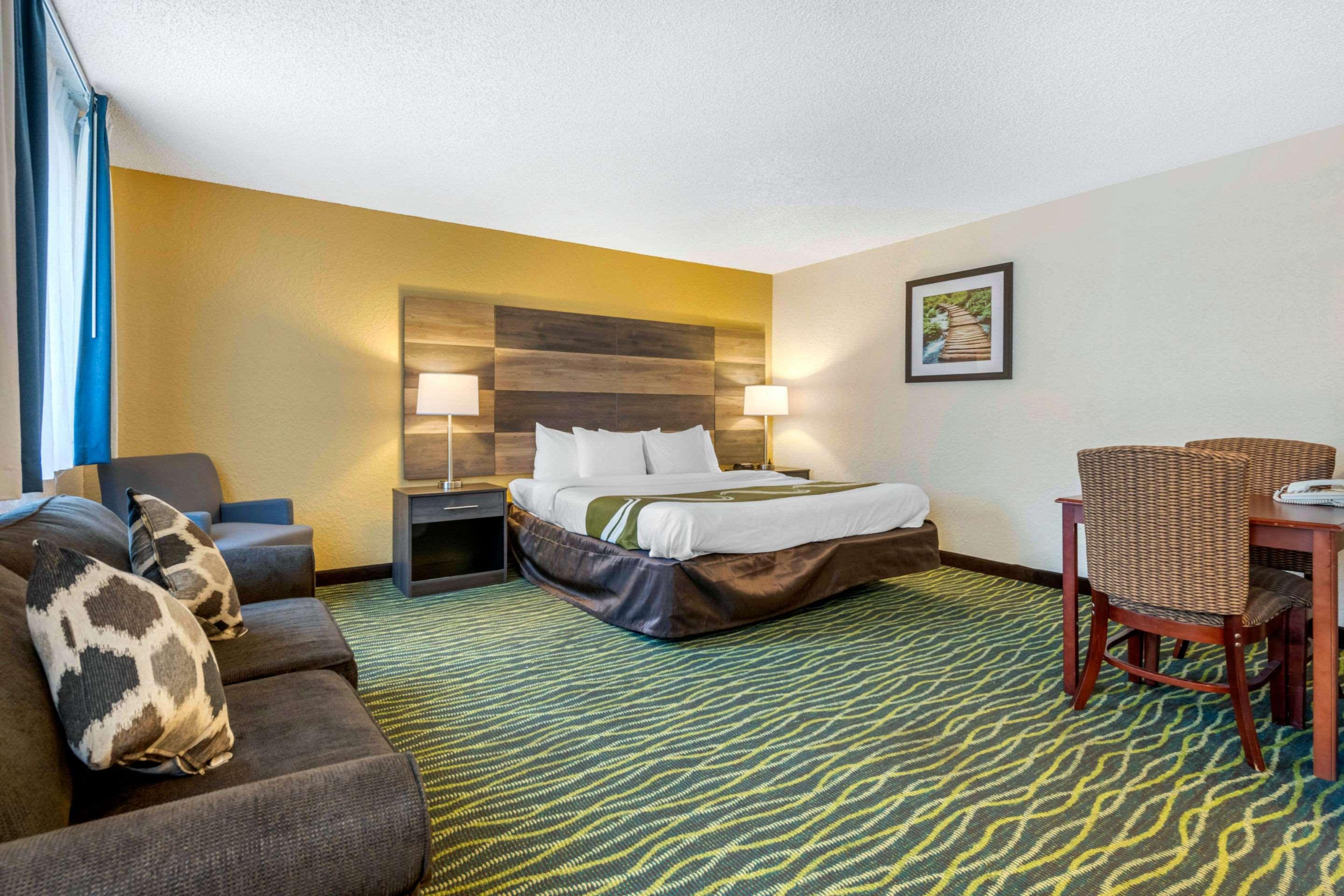 Quality Inn & Suites Leesburg Chain Of Lakes Extérieur photo