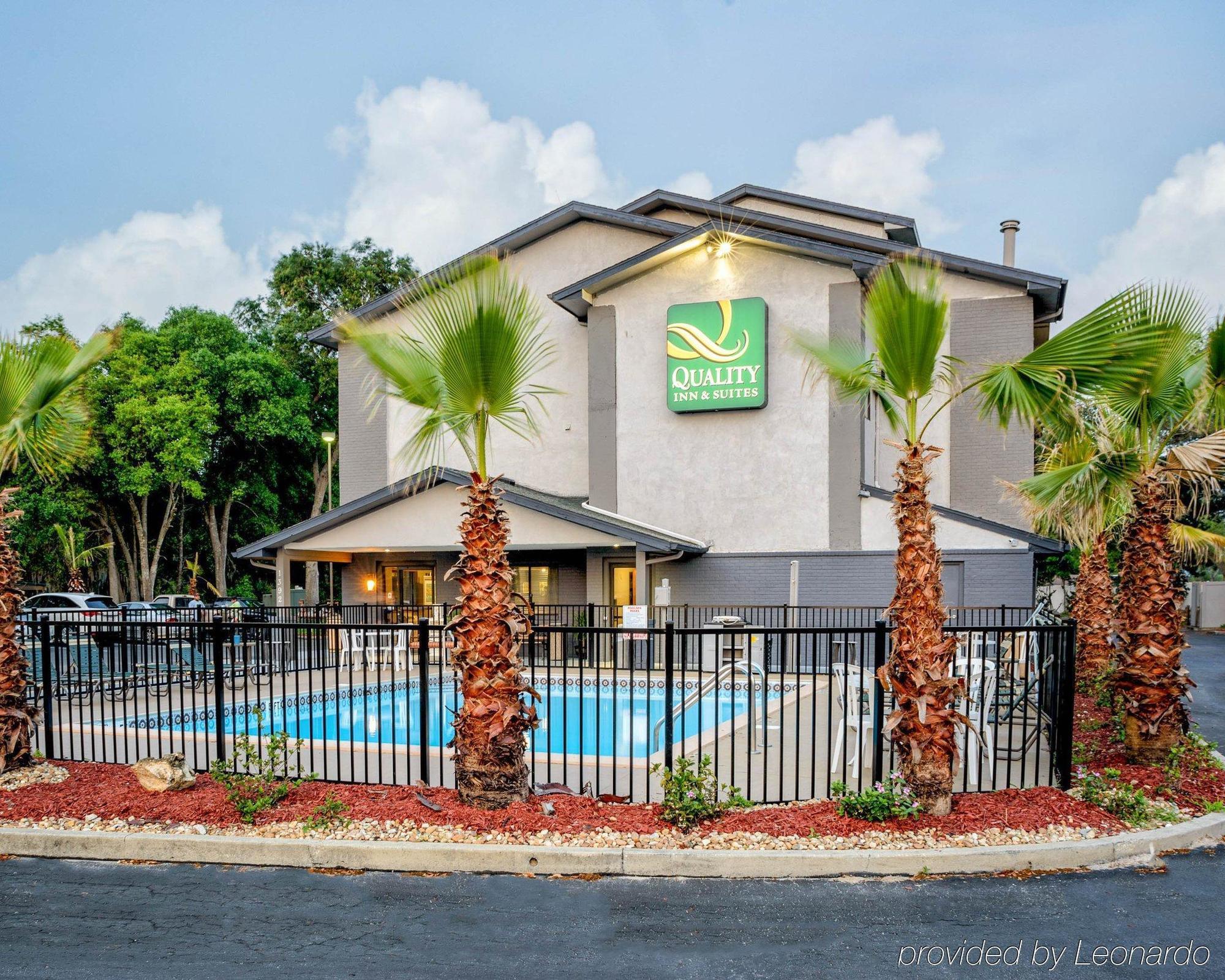 Quality Inn & Suites Leesburg Chain Of Lakes Extérieur photo