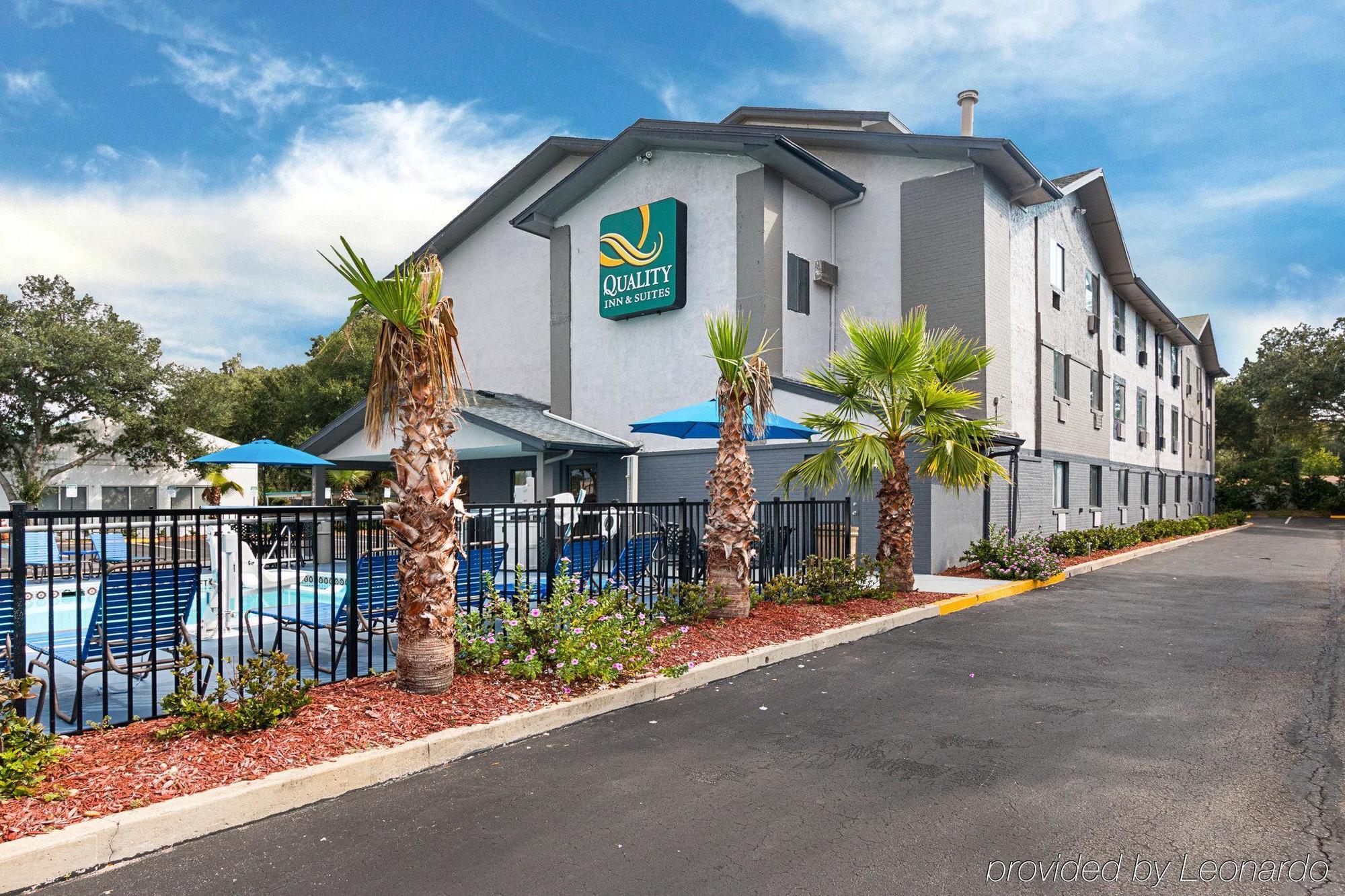 Quality Inn & Suites Leesburg Chain Of Lakes Extérieur photo