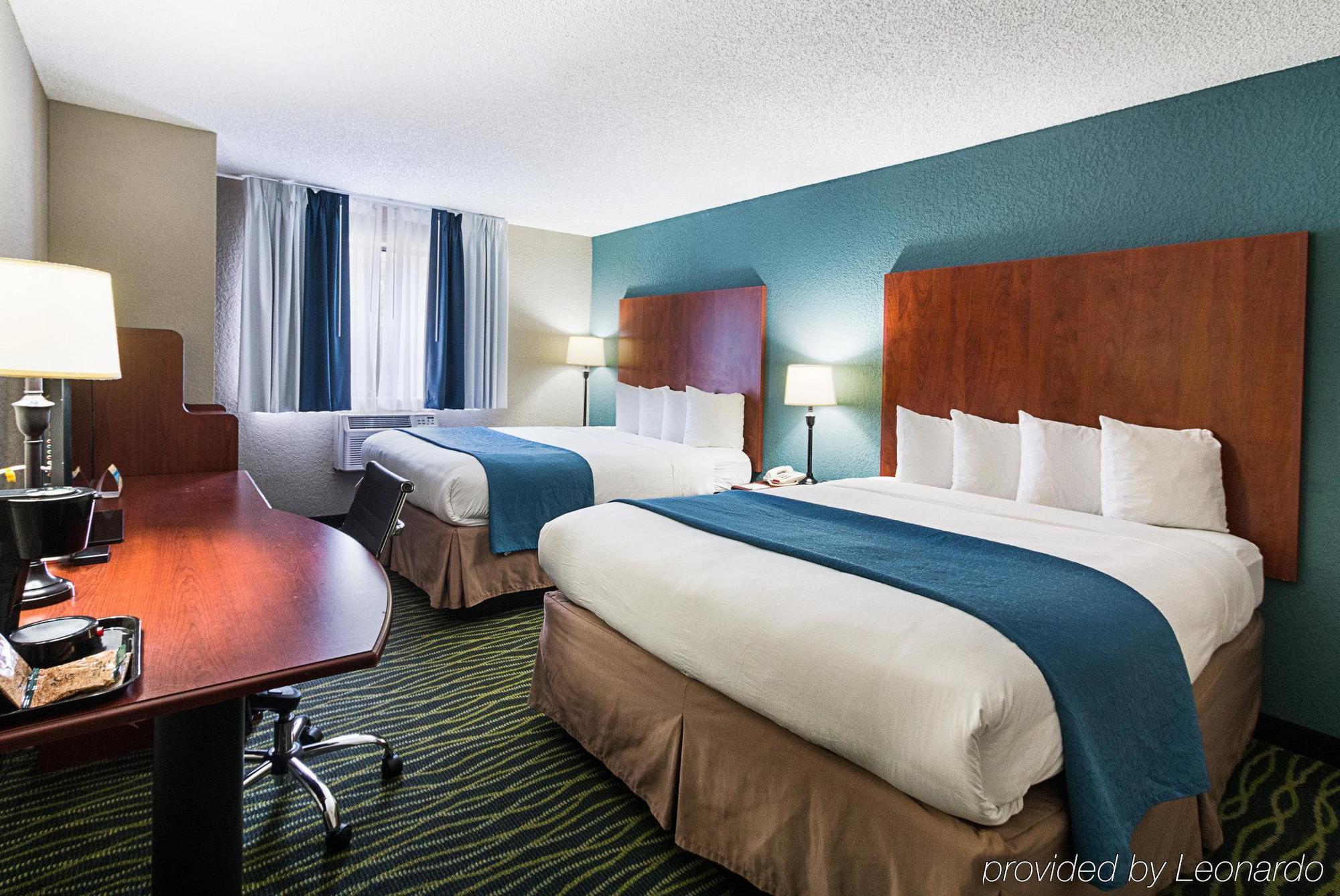 Quality Inn & Suites Leesburg Chain Of Lakes Extérieur photo